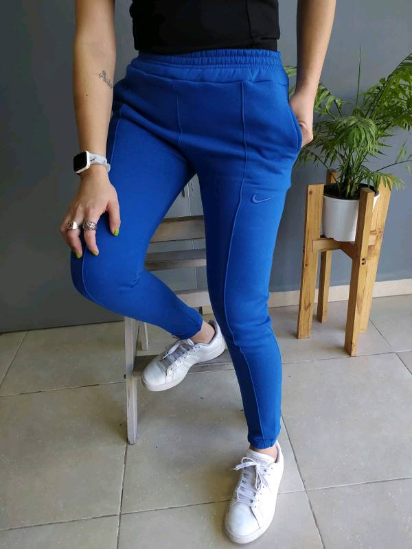 Jogging deals frizado mujer