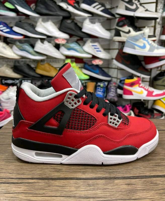 Jordan retro 4 toro bravo chile sale