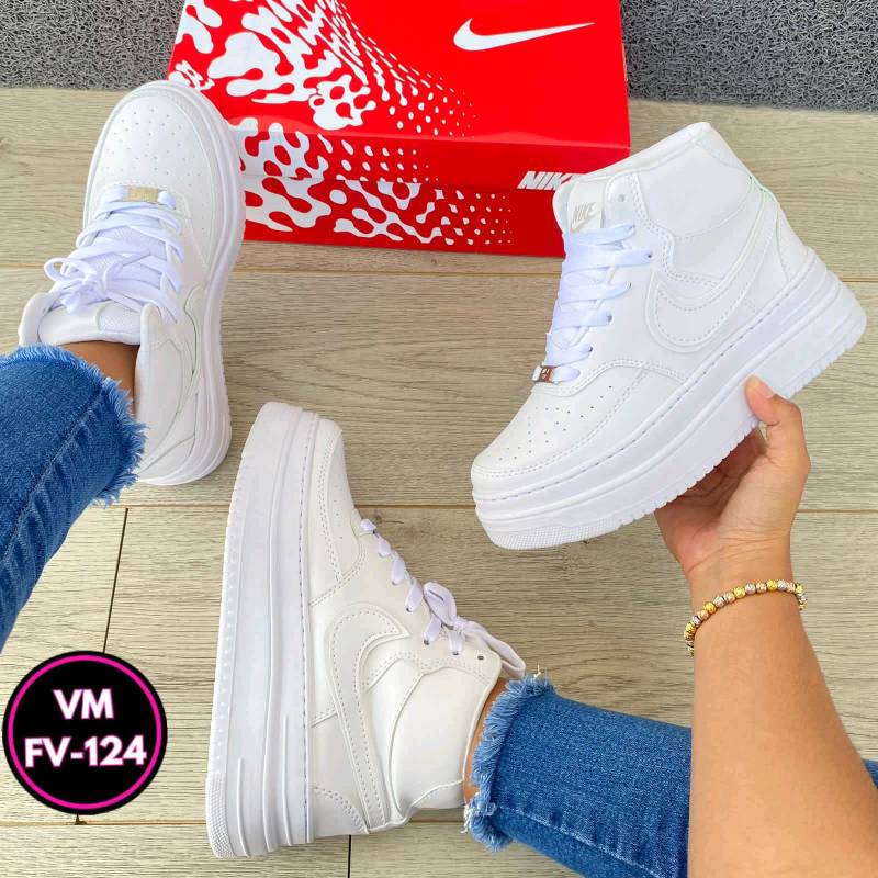 Modelos de botas store deportivas para damas