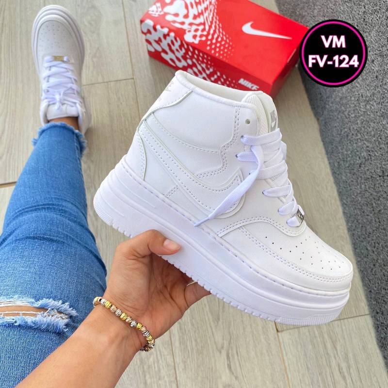 Botas nike para damas sales