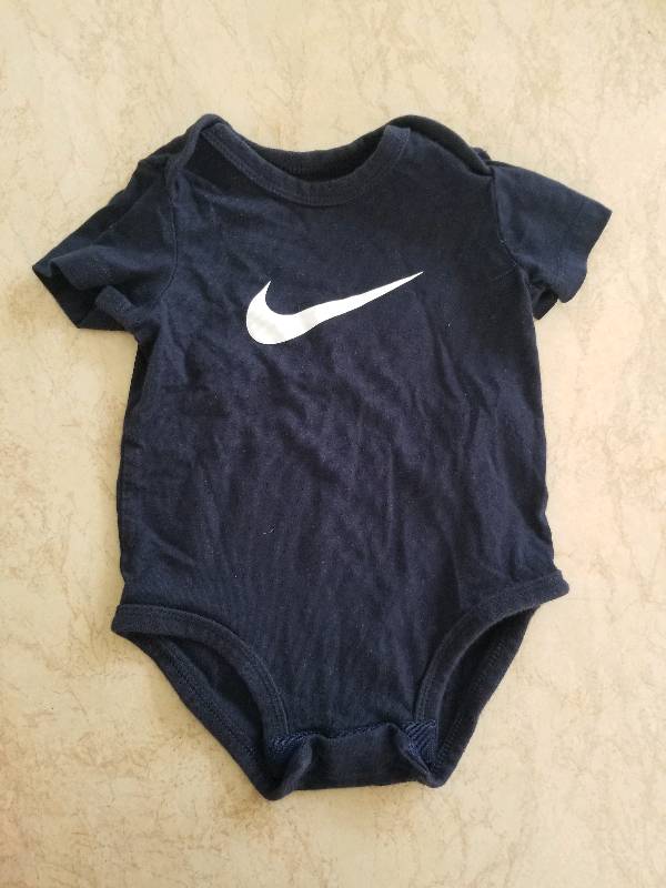 Pa alero Nike talla 6M en Chihuahua