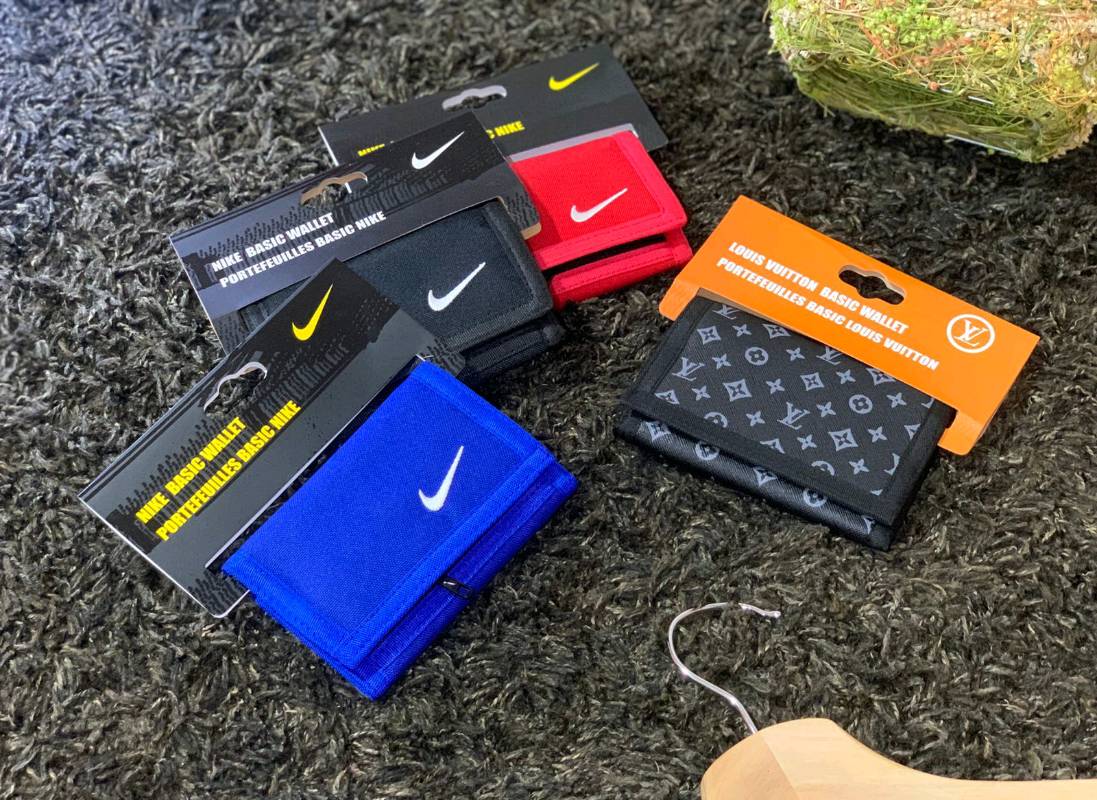 Billetera Nike en Lima