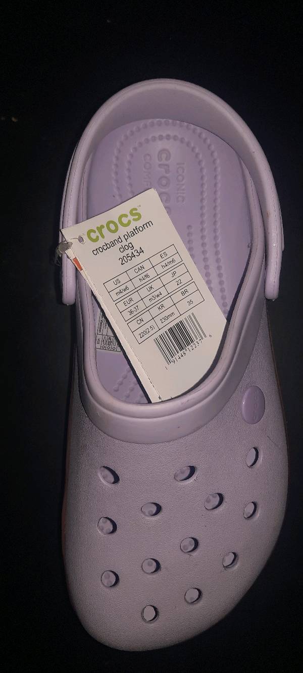 Precio chanclas hotsell crocs