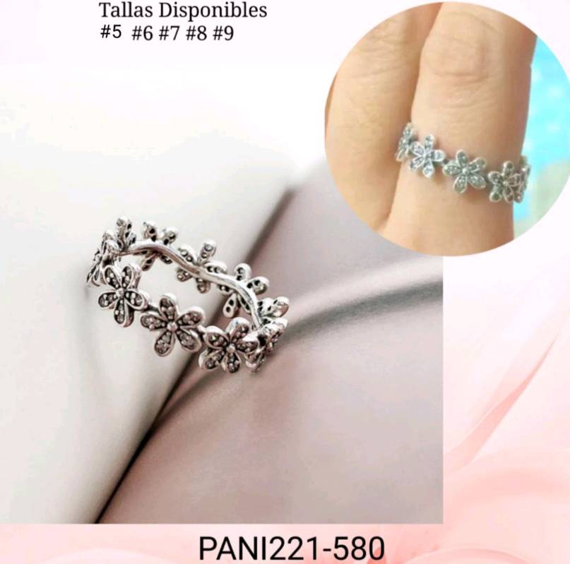 Anillo Flores Pandora Plata 925 en Tegucigalpa