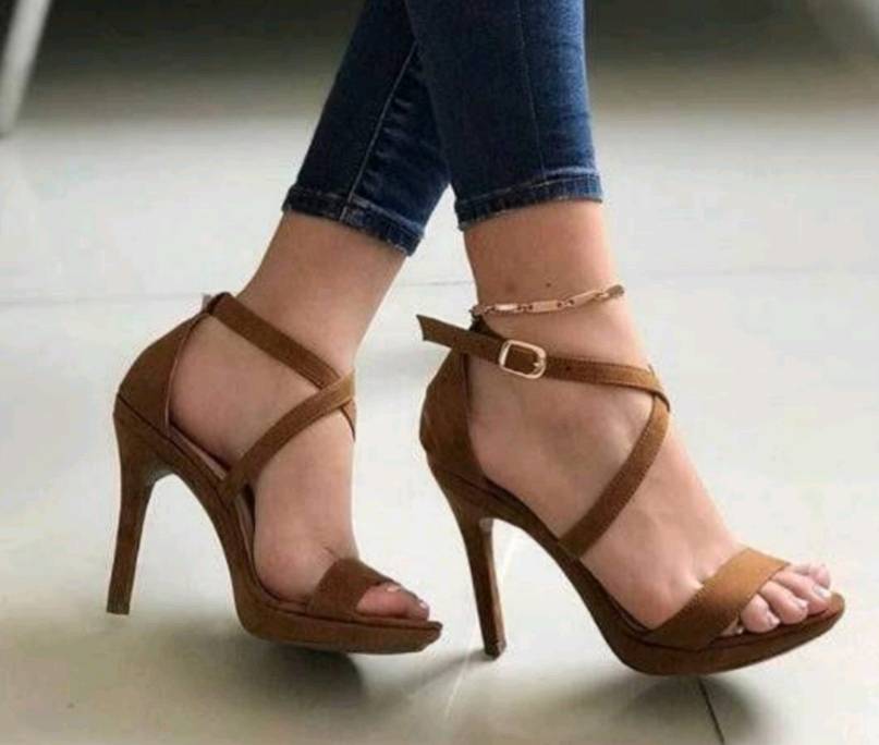 Tacones punta fina deals