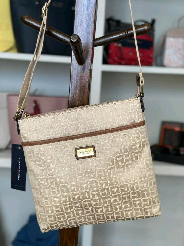 Morral top tommy hilfiger