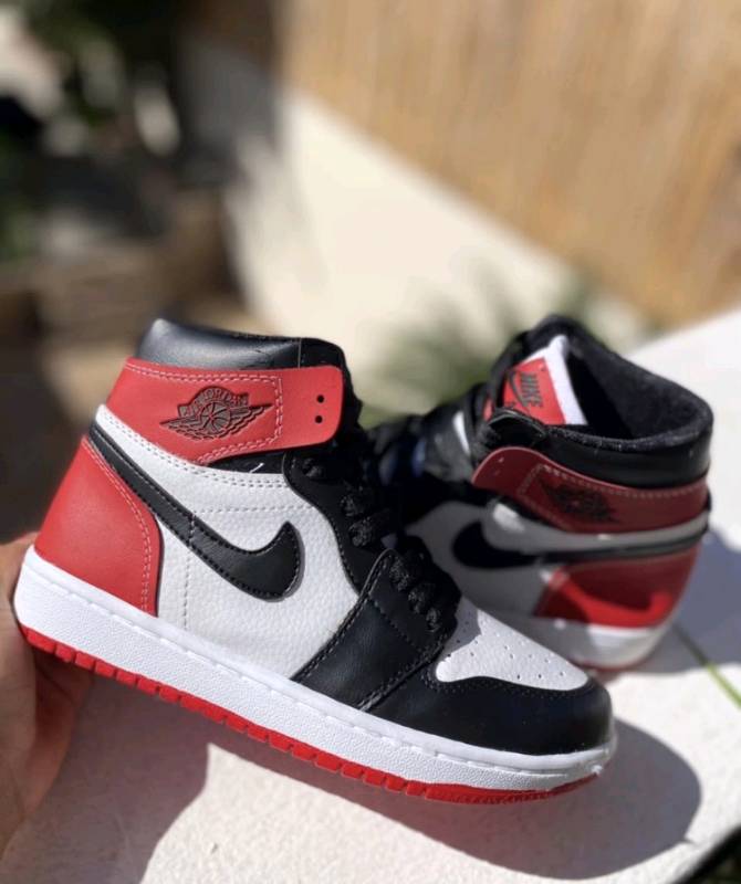 Botitas nike jordan outlet