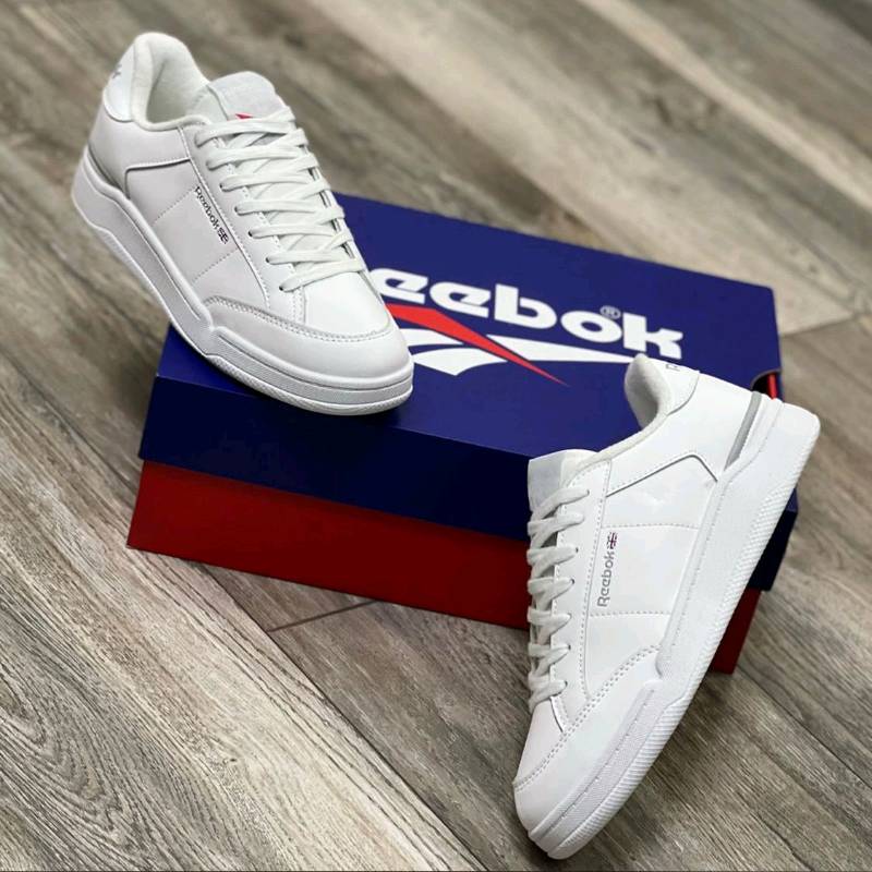 REBOOK CLASICC Caballero