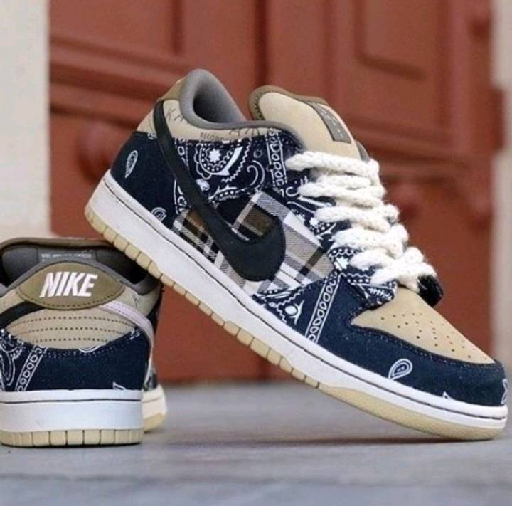 Nike SB Dunk Low Pro Travis Scott en Presidencia Roque Saenz Pena