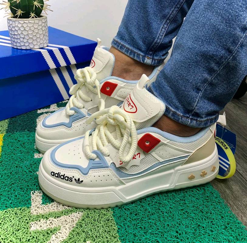 Tenis adidas sale triple a