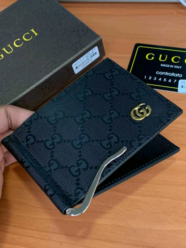 Pisa billetes gucci en Cota