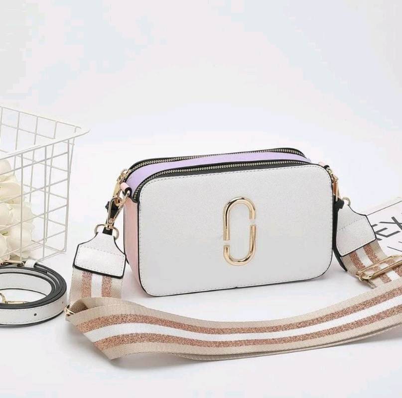 Bolsos valentina prada store