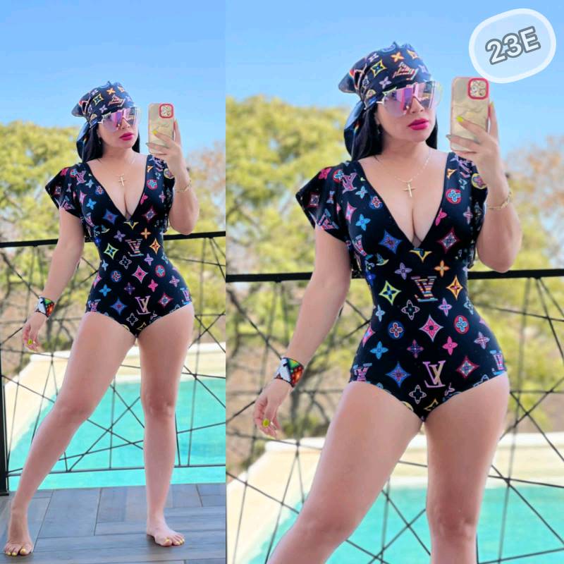 Traje de sales baño lv