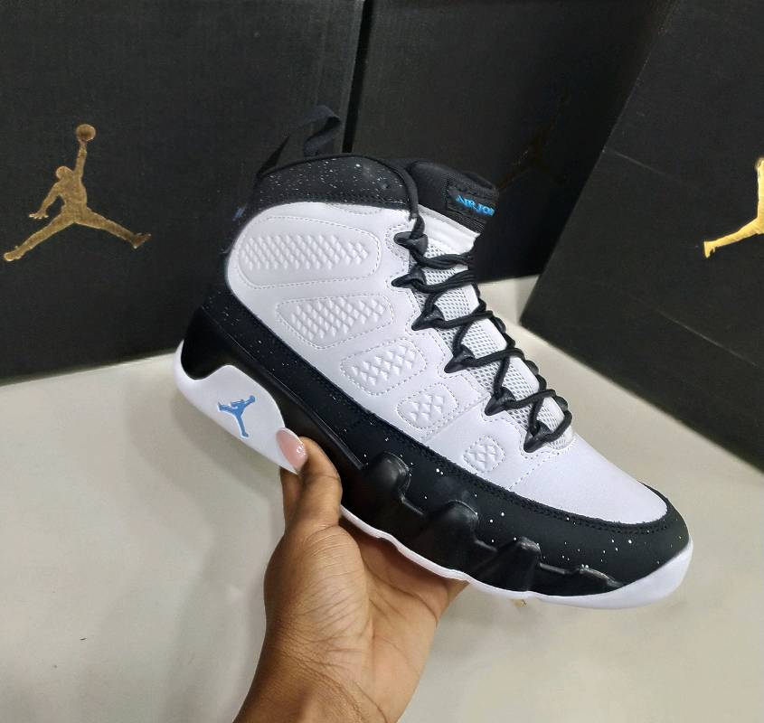 Jordan 9 blanco y negro store
