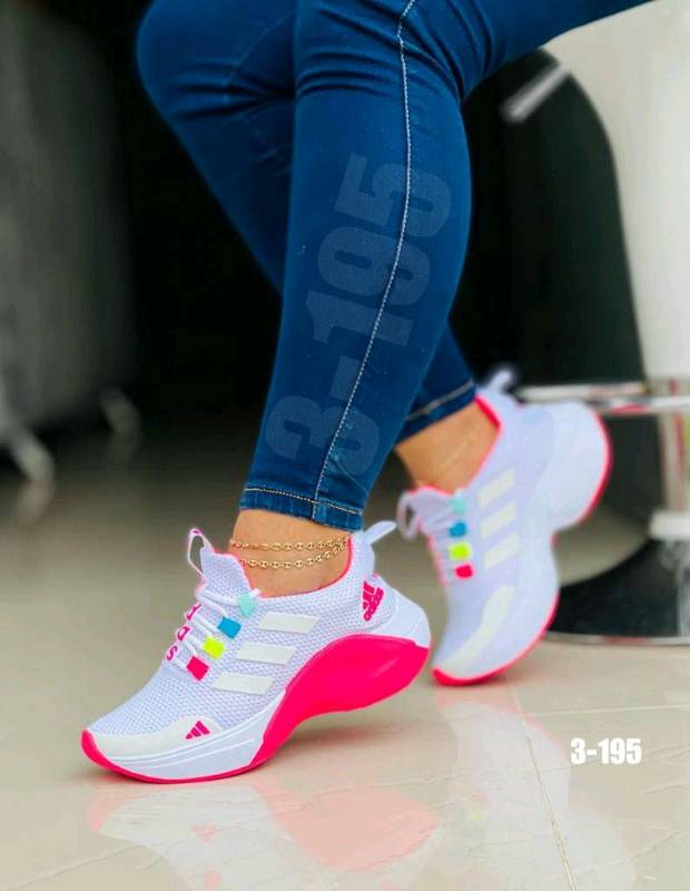 Adidas tiburon dama deals