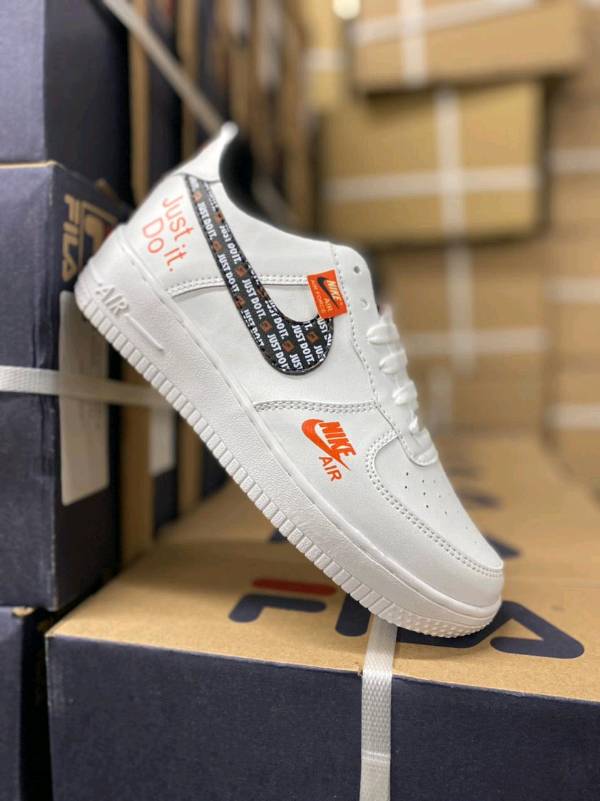 Tenis Nike just do it en Seybaplaya