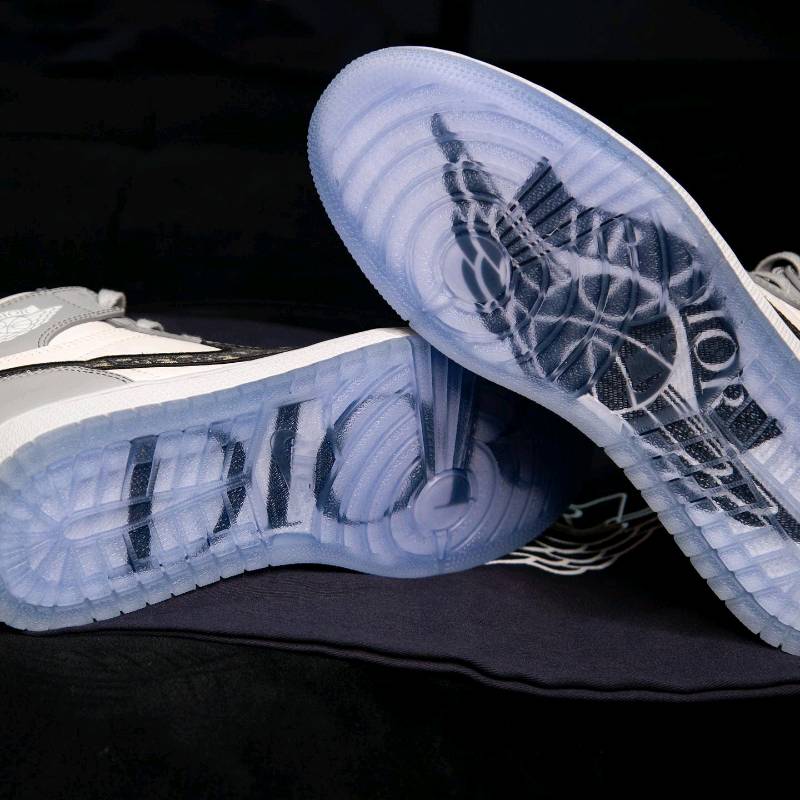 Jordan dior sales semelle