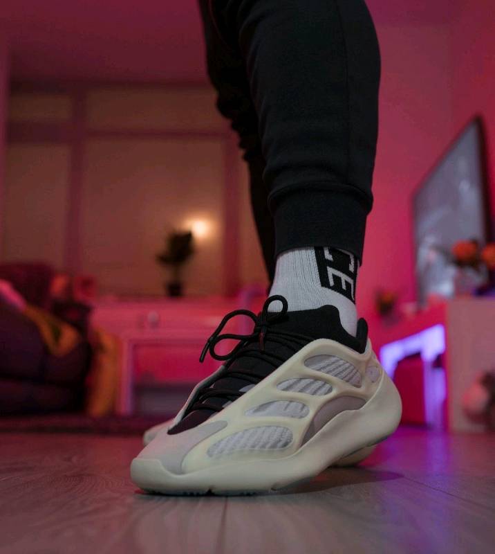 Adidas yeezy 700 precio peru on sale