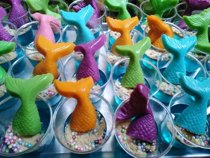 Gelatina individual temática sirenita en Las Guacamayas