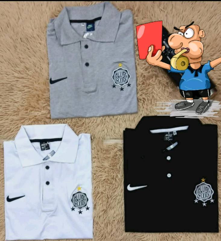 Remeras nike con cuello online