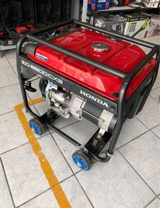 GENERADOR HONDA EG 6500 CXS en Lima