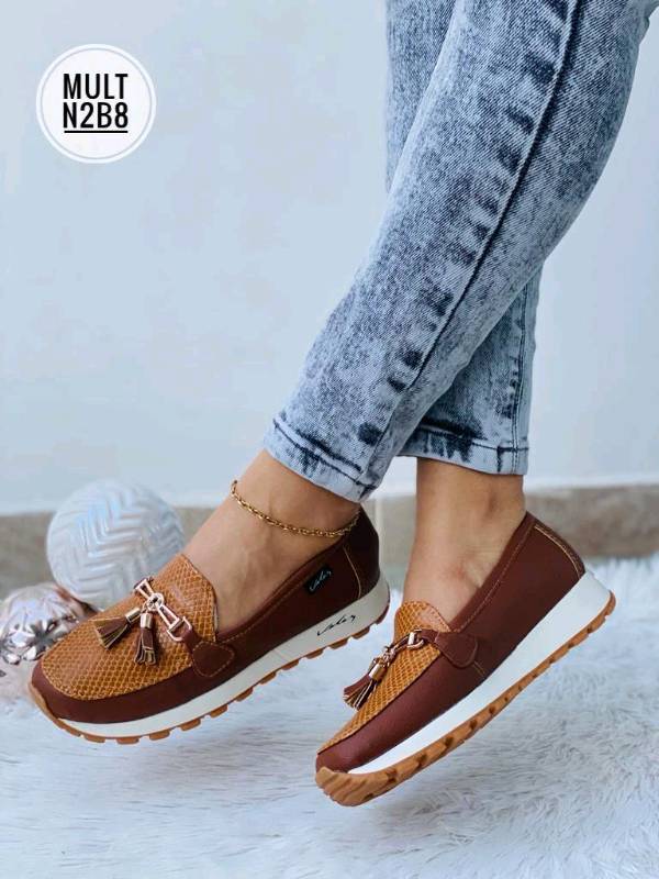 zapatos casuales dama en Valera