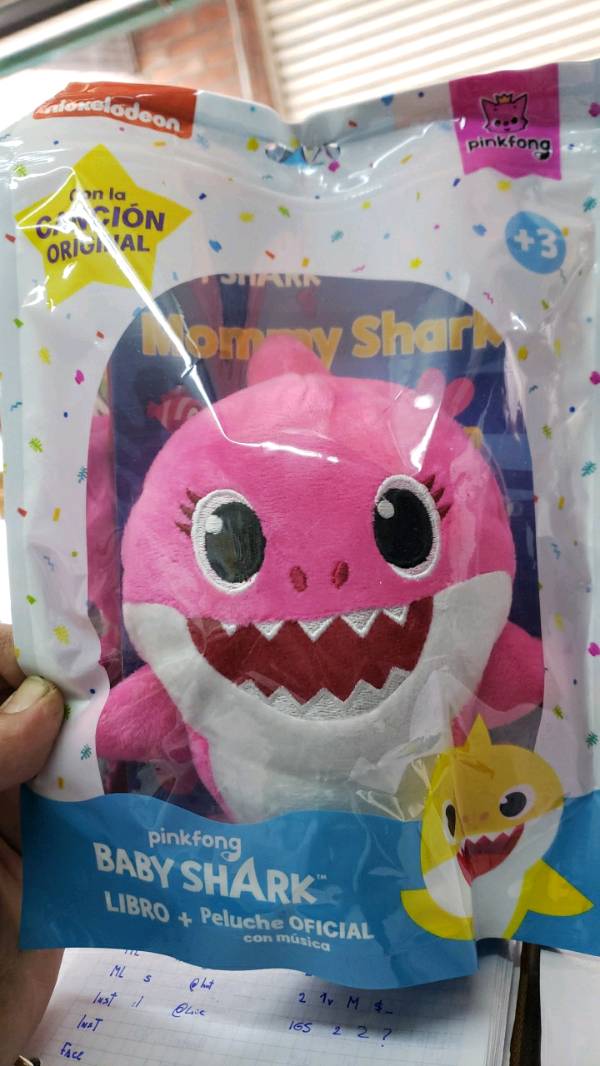 Peluche baby shark con musica top