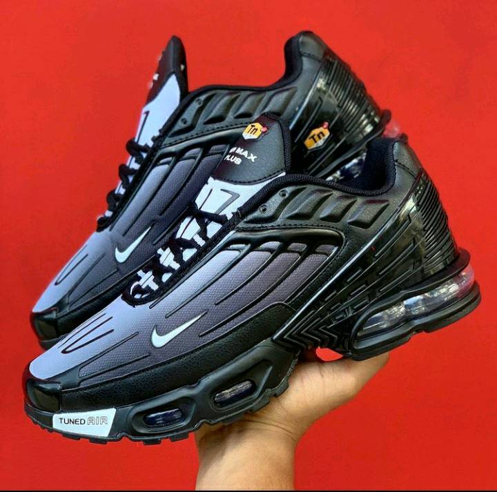 Nike tiburon hotsell