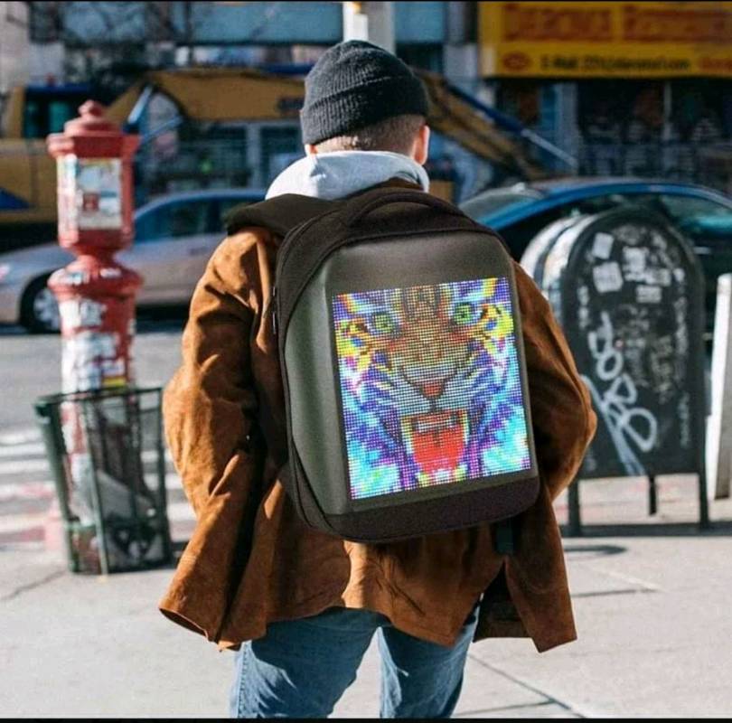 Mochila con pantalla led 2025