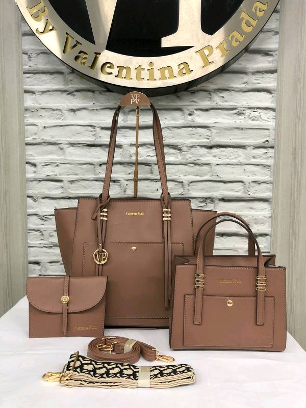 Bolsos de outlet prada precios