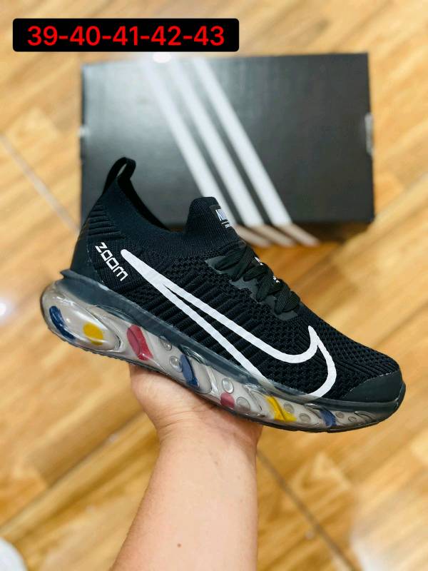 Vapormax discount flyknit replica