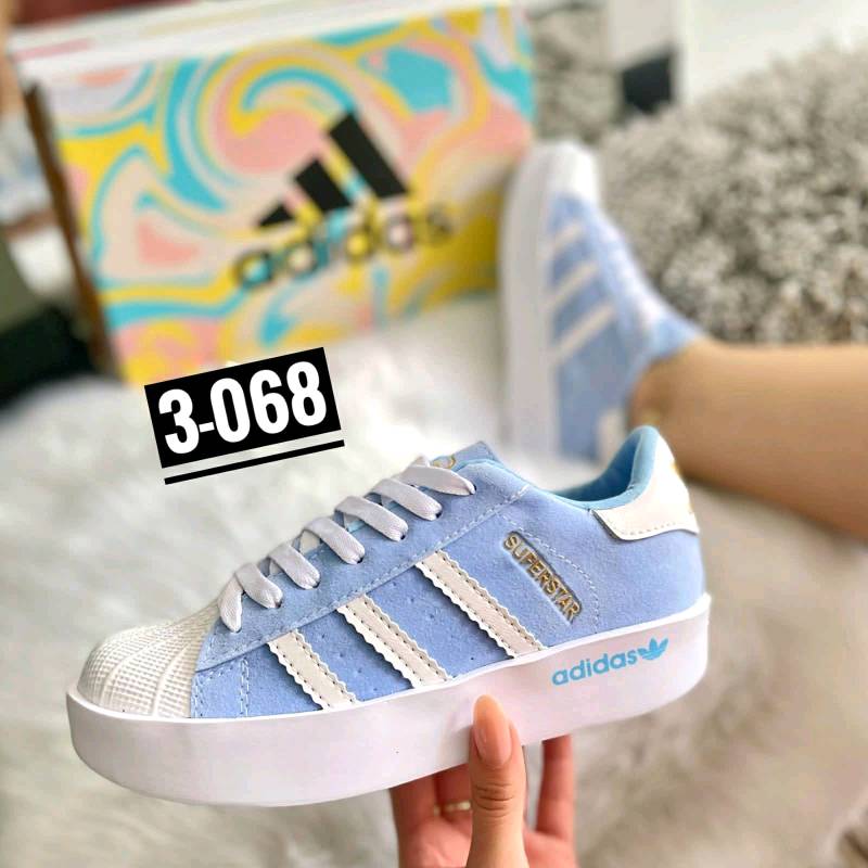 Adidas originals store panama precio