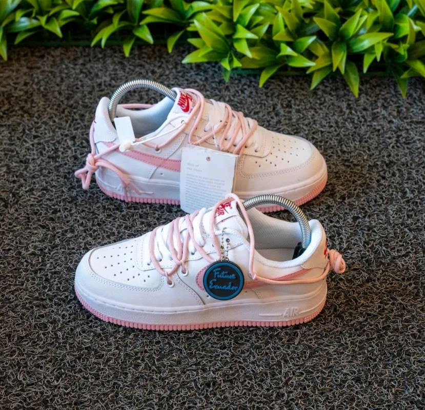 Nike air deals force 1 quito