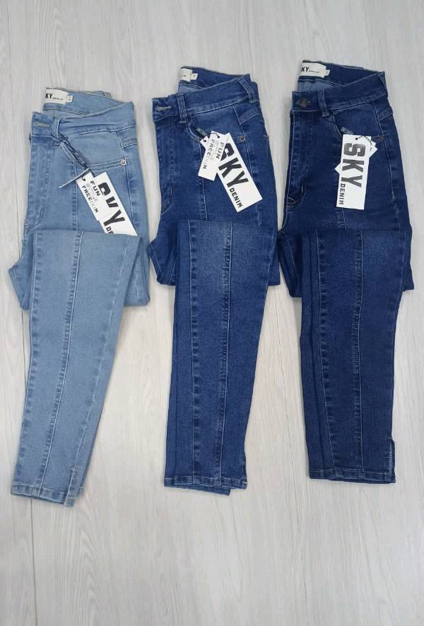 Pantalones sky