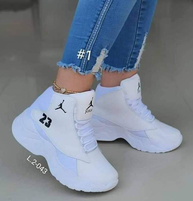 Zapatillas jordan clearance hombre precio