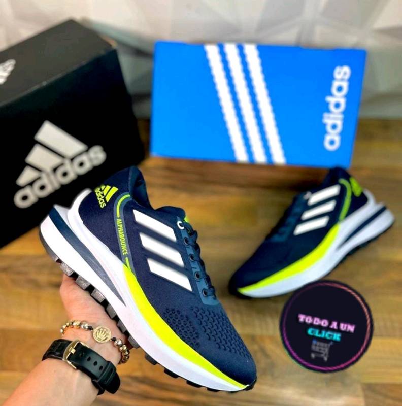 Adidas caballero
