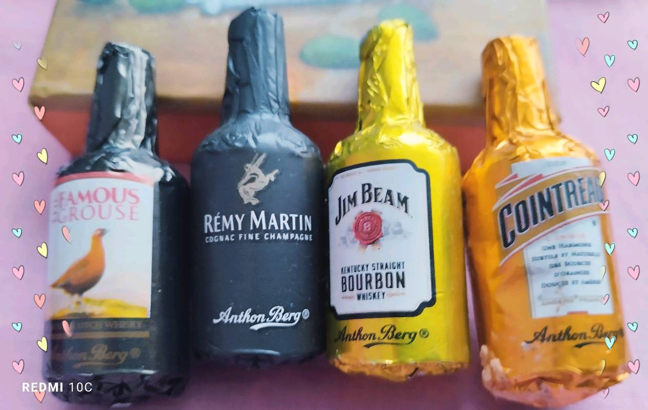 Botellitas de chocolate con relleno de licor en Boydton