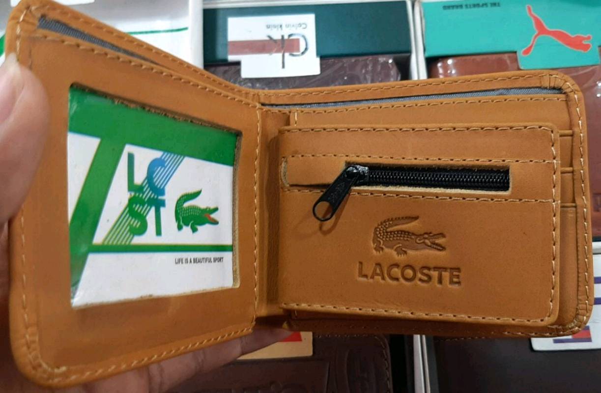 Billetera lacoste store