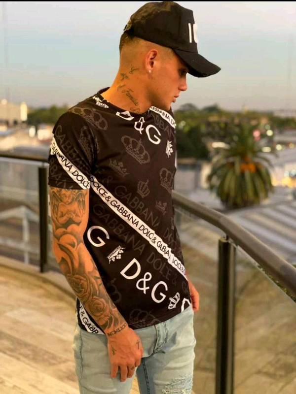 Remera dolce gabbana precio deals