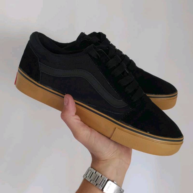 Vans negras y marrones outlet