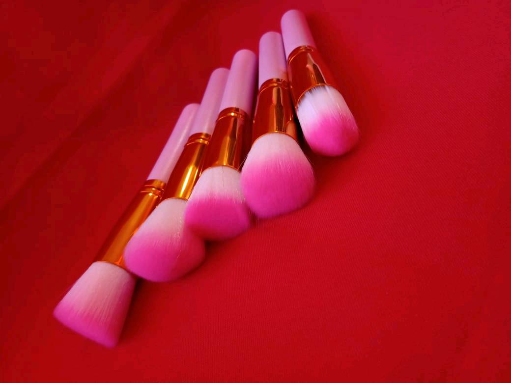 Brochas kabuki hotsell rosas
