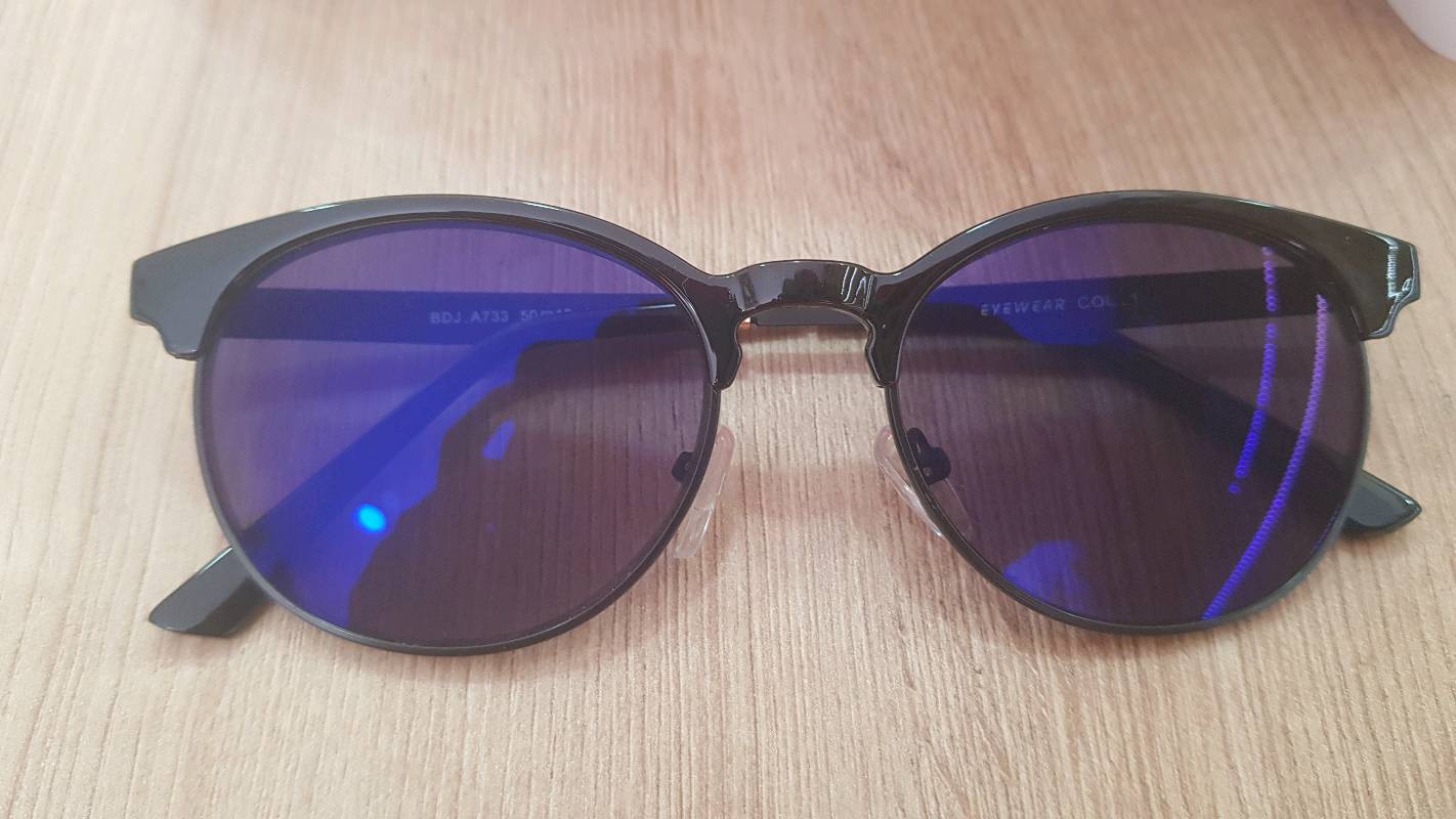 Lentes blue block transitions store