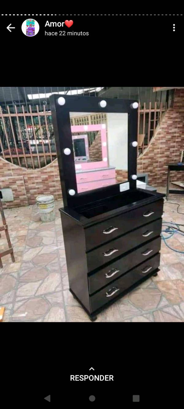 Tocador cajonera curva en Cali