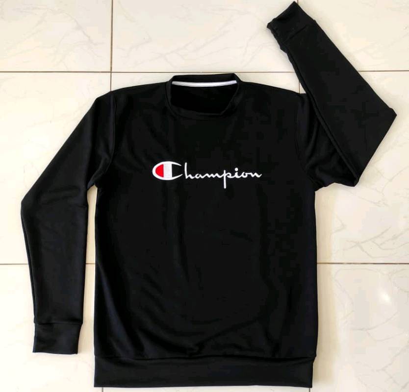 Champion sweater zwart online precio