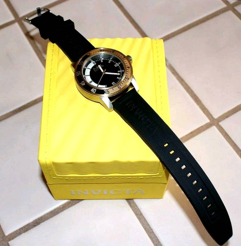 Reloj invicta 2025 deportivo