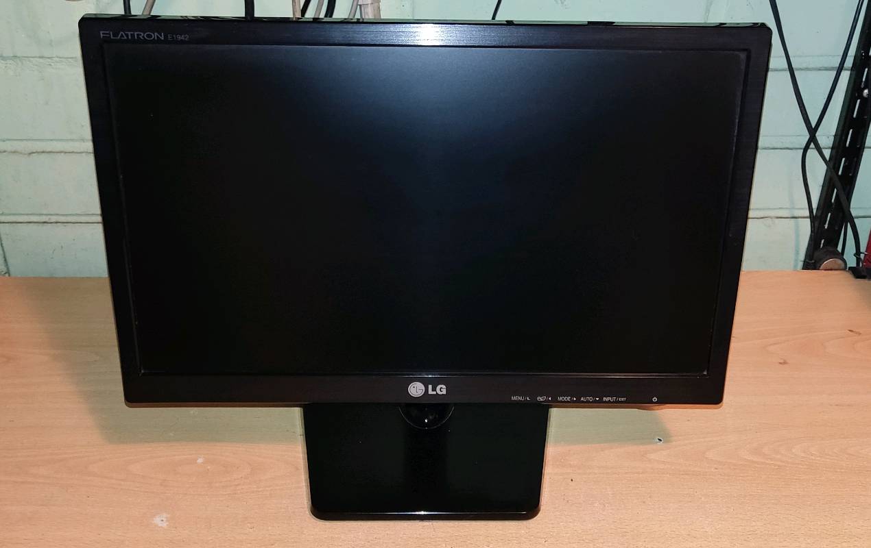 Monitor LG Flatron E1942CBN en Maipú
