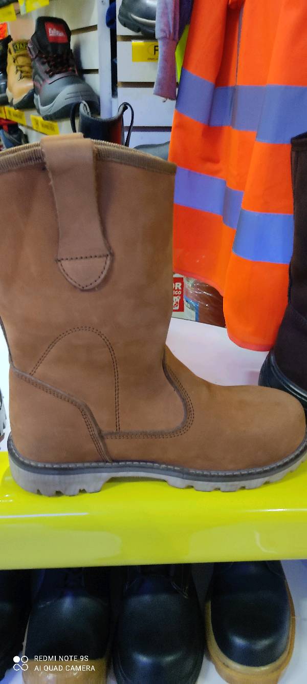 Botas camperas sales de seguridad