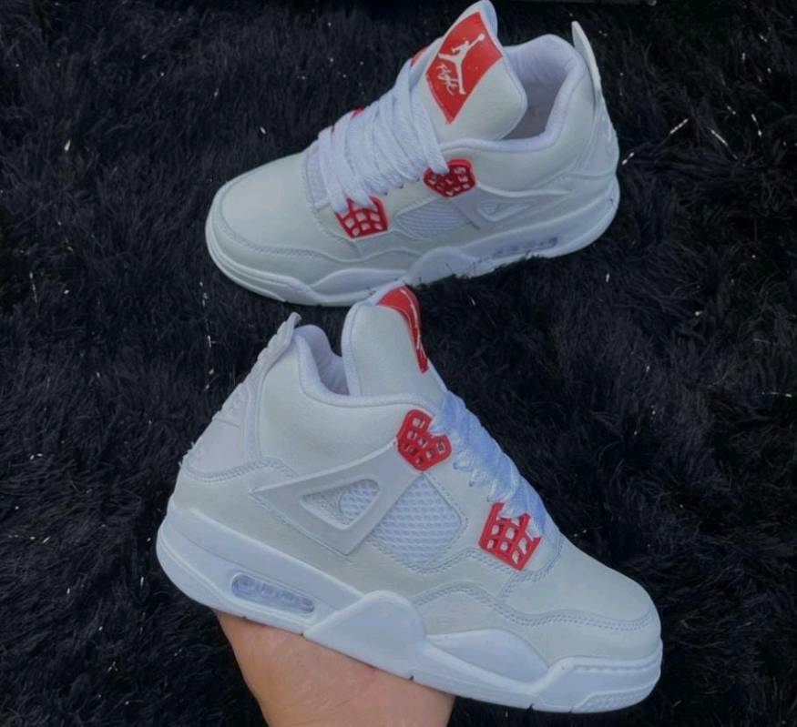 Jordan retro 4 blancas con rojo sales