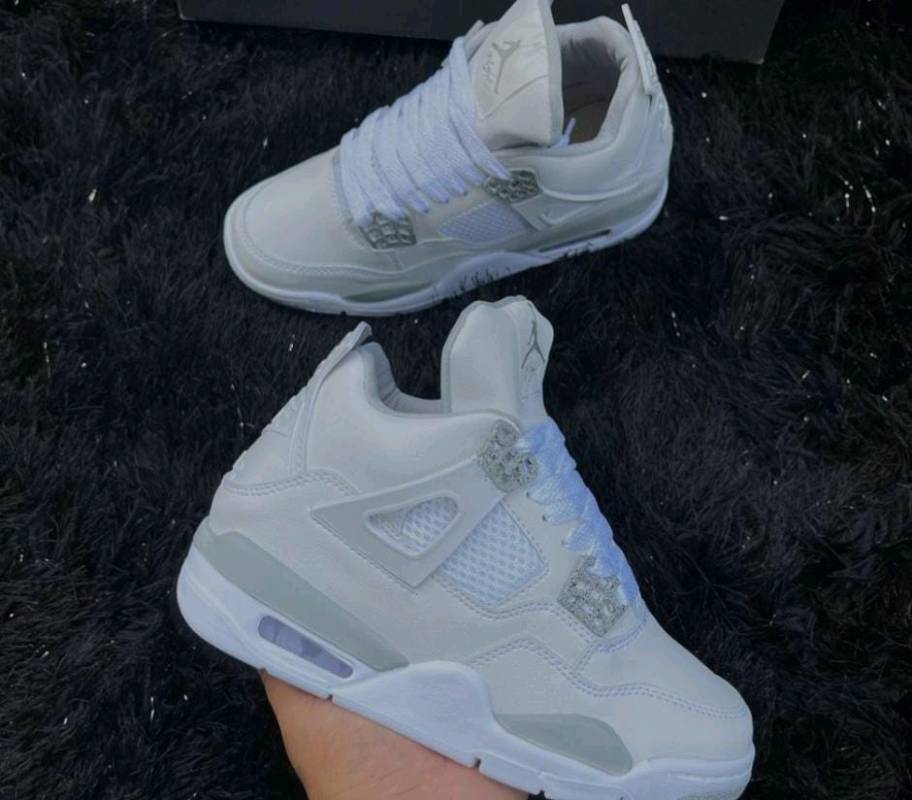 Jordan blancos con discount plata