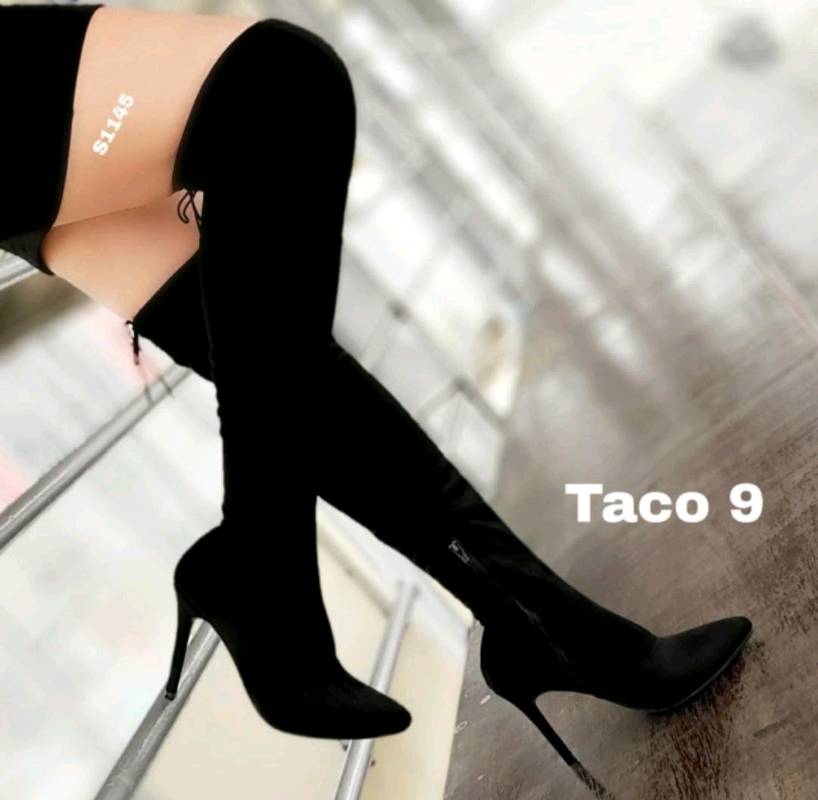 Botines largos on sale